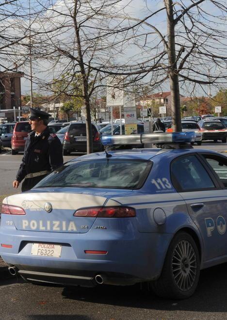 Calci e pugni nel parcheggio: due all’ospedale