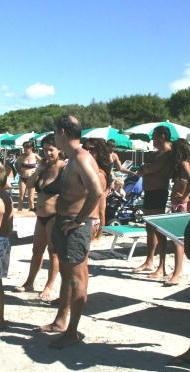 Ombrellone e sdraio, da 800 a 3000 euro 