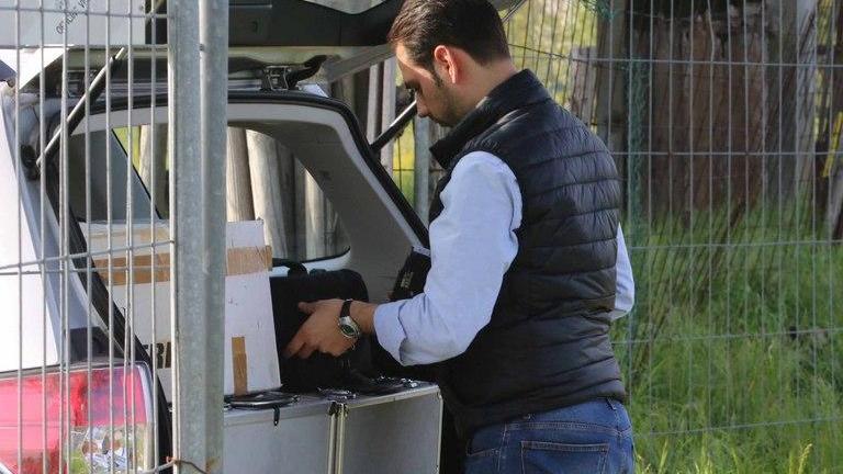 Nel pozzo c’è il cadavere di un uomo