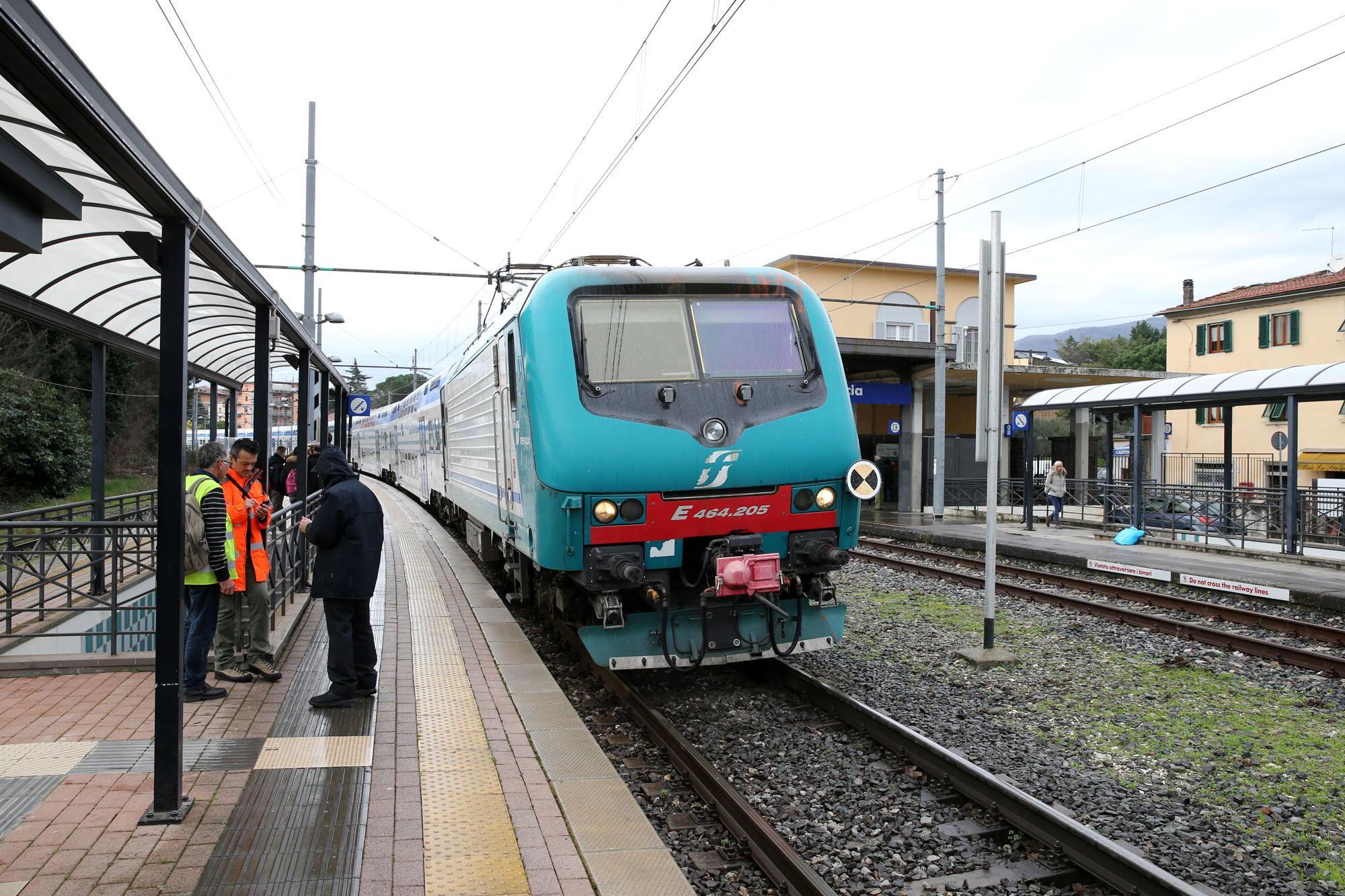 Treno guasto, ancora disagi sulla Firenze-Lucca