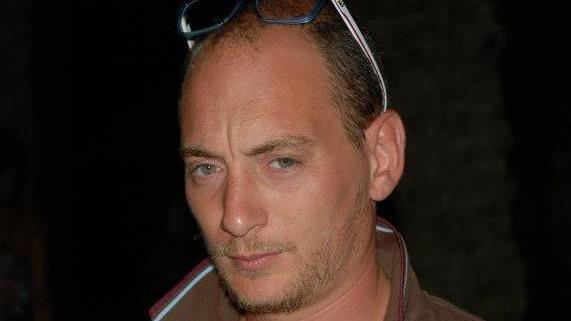 Muore a trentadue anni stroncato da una malattia