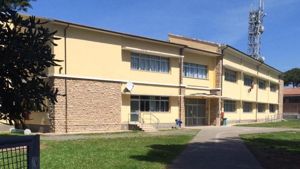 Controlli a tappeto alla elementare Collodi
