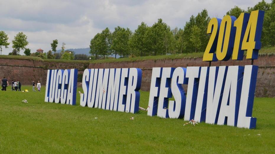 Summer, verso il ritorno delle maxi-scritte