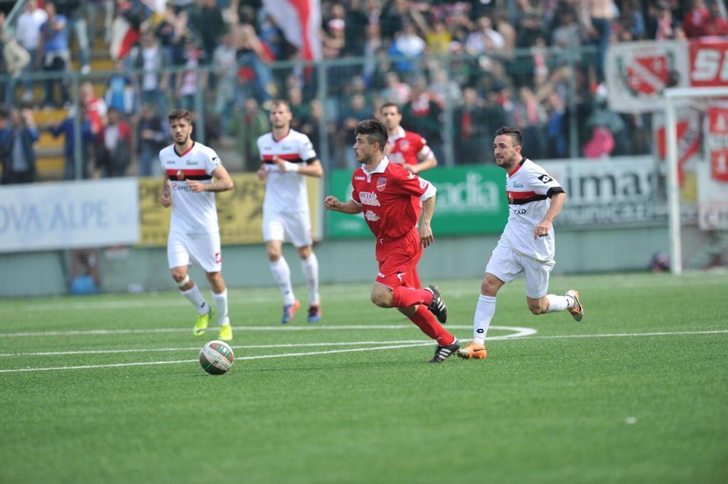 Rossoneri puntano alla sesta vittoria di fila al Porta Elisa 