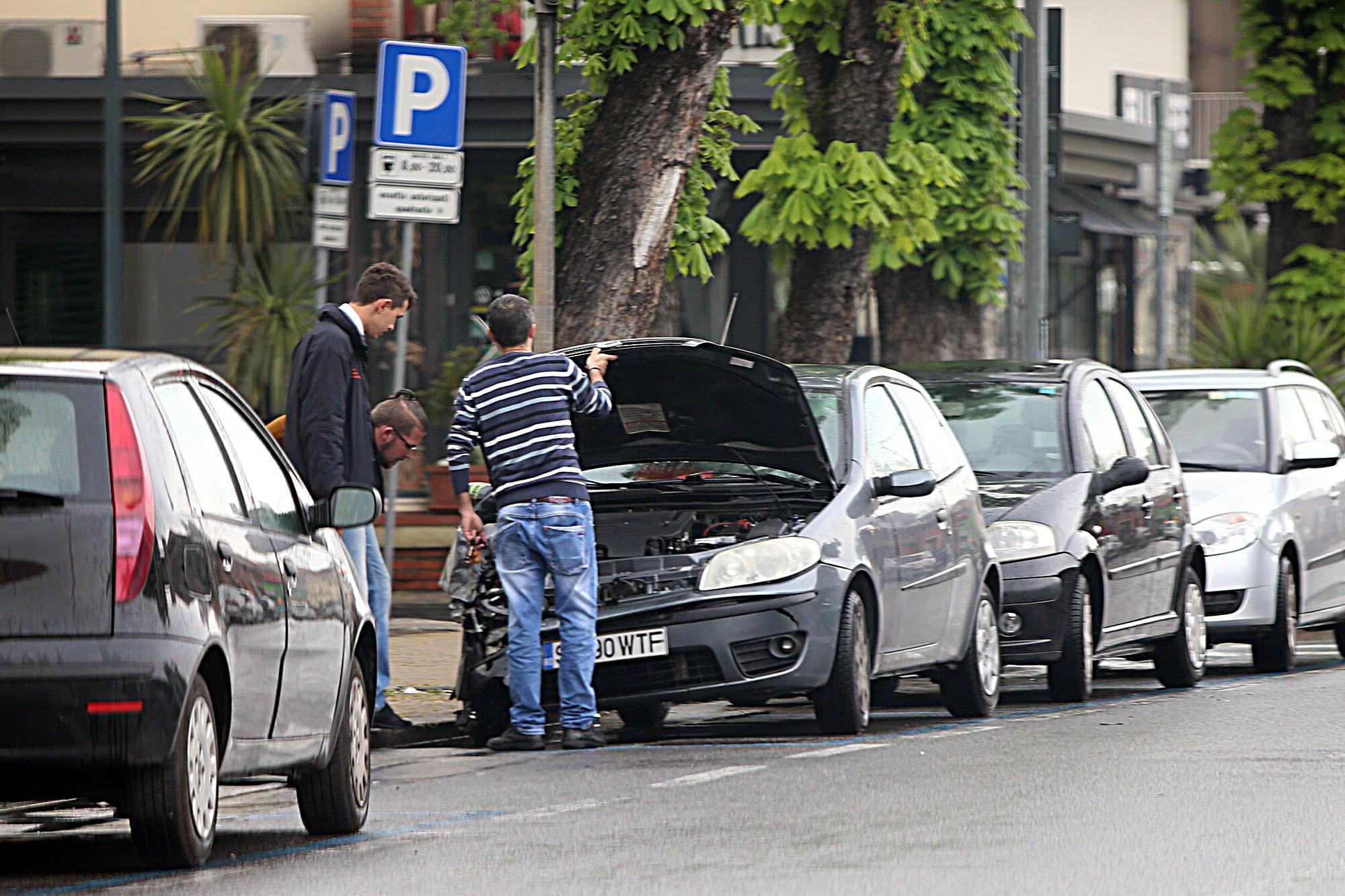 La Fiat Punto coinvolta nello scontro (foto Nucci)