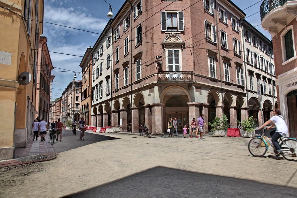 Lavori in via Emilia centro per 10 giorni 