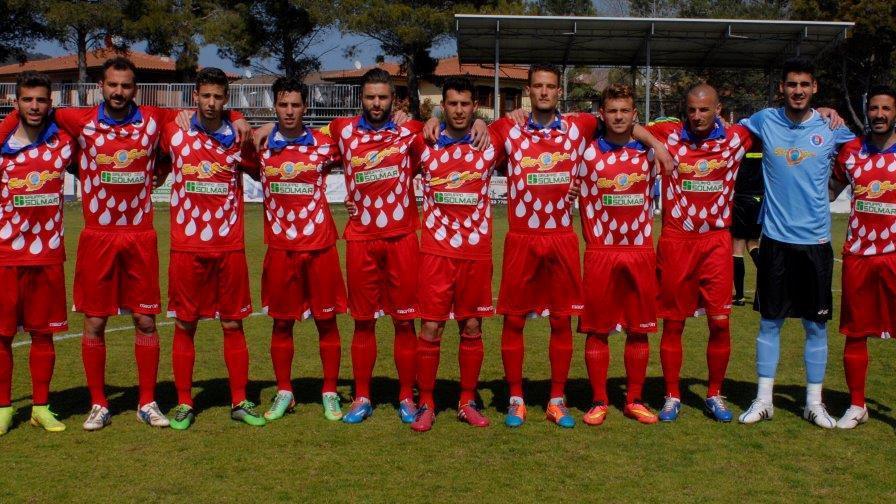 La formazione del Gavorrano che ha battuto il Gualdo (foto Giancarlo Grassi)