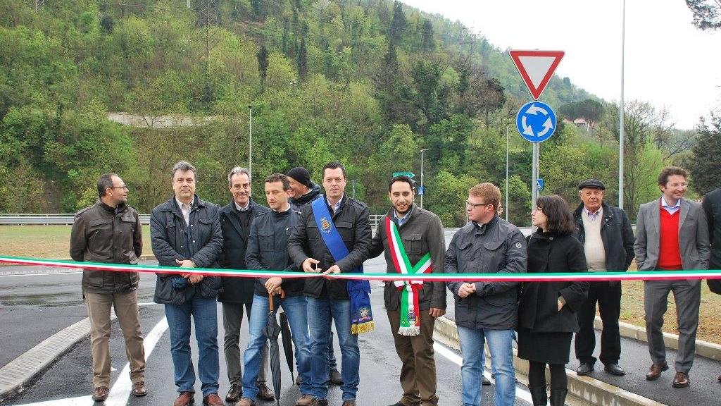 Taglio del nastro a Usella