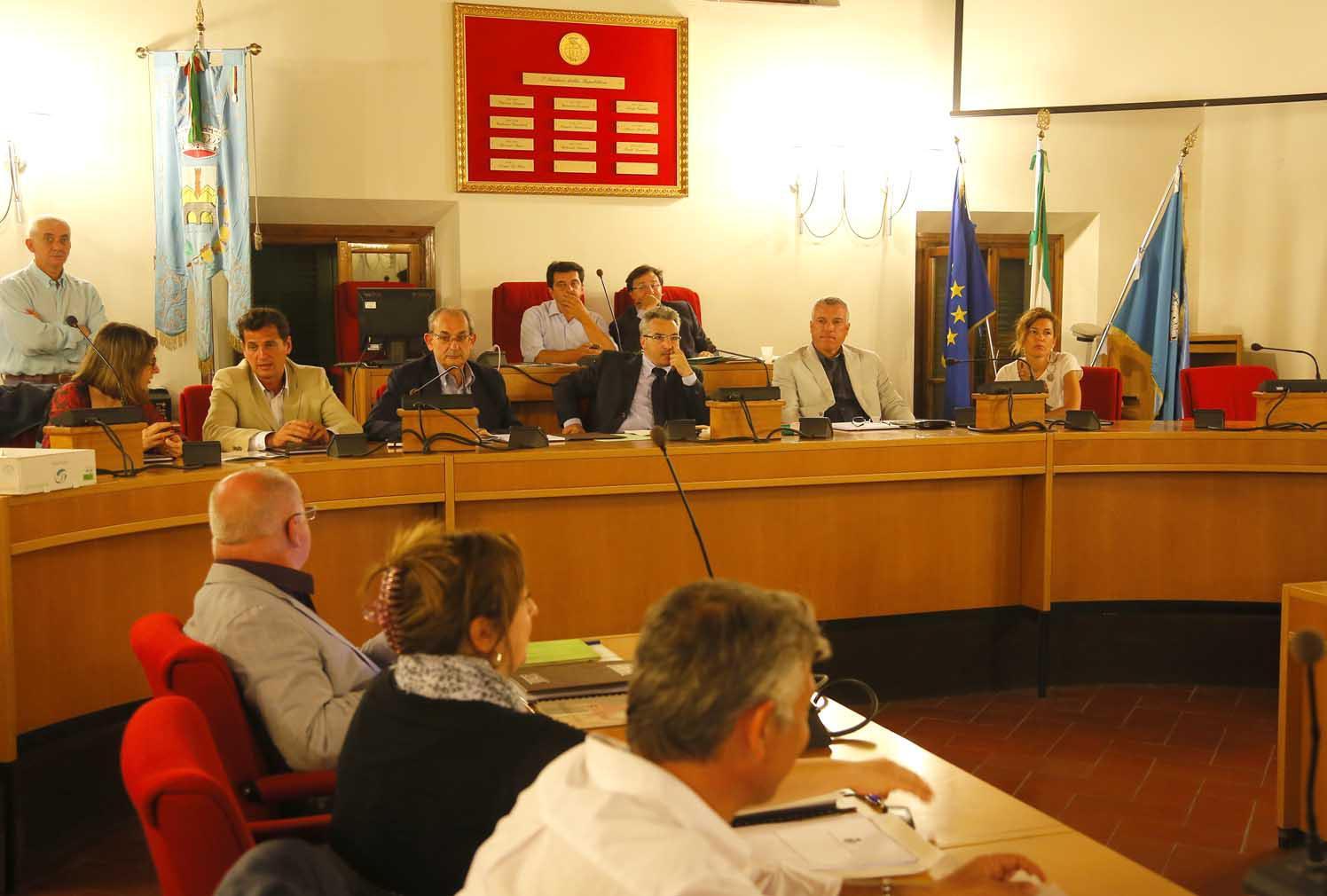 Un'immagine del consiglio comunale di San Giuliano