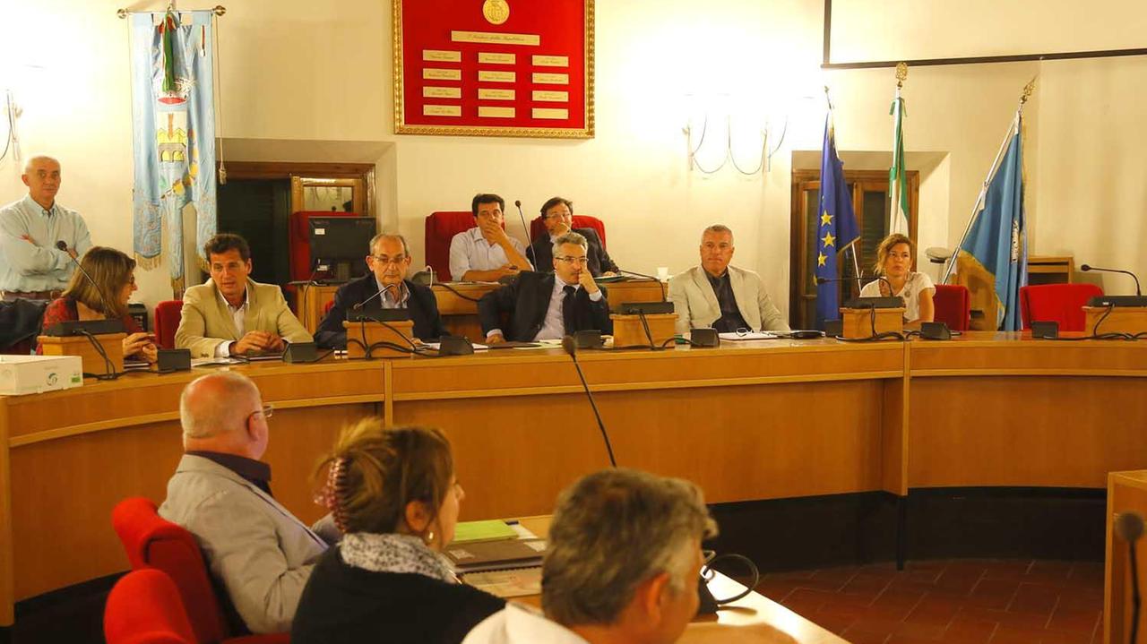 Un'immagine del consiglio comunale di San Giuliano
