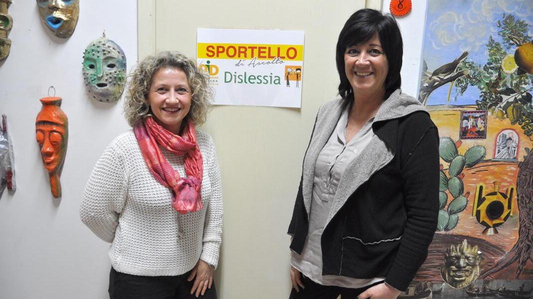 Castellini e Giannetti allo sportello ascolto per ragazzi dislessici alle medie Galilei