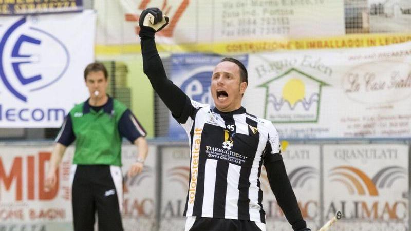 Mirko Bertolucci del Cgc Viareggio, autore di due reti nella gara con Prato