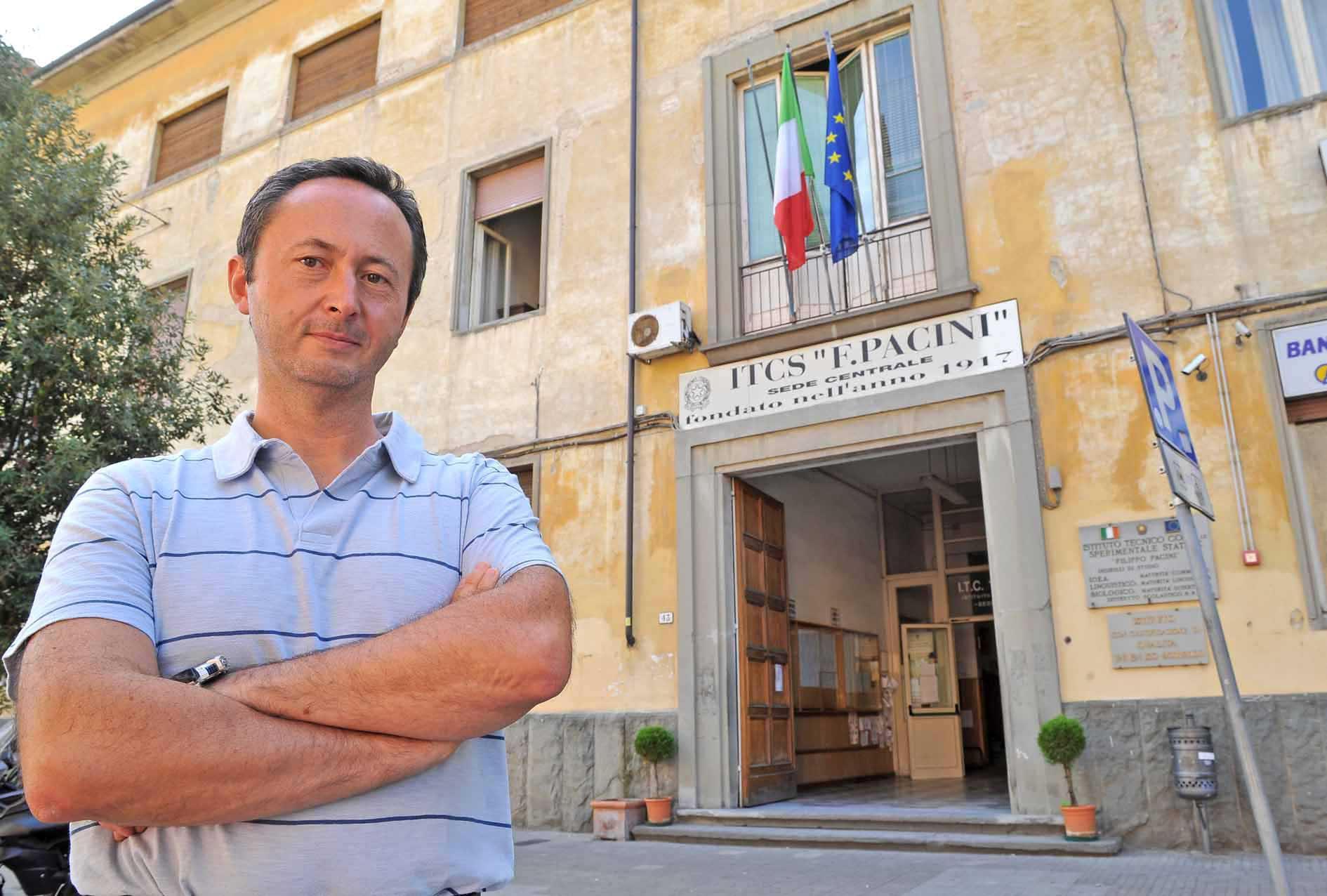 Tutto il Pacini a fianco del suo preside a rischio