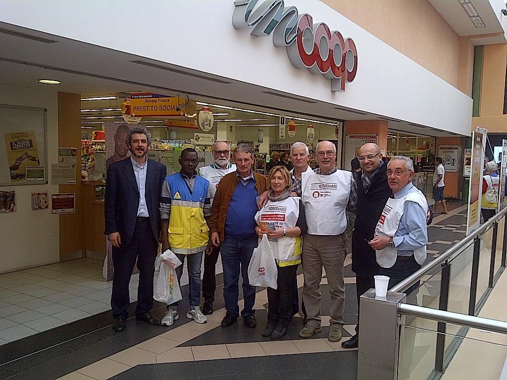 Oltre cinquemila chili di alimenti con la raccolta  a Pontedera e a Fornacette