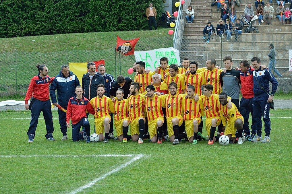 Neania, festa grande per la promozione