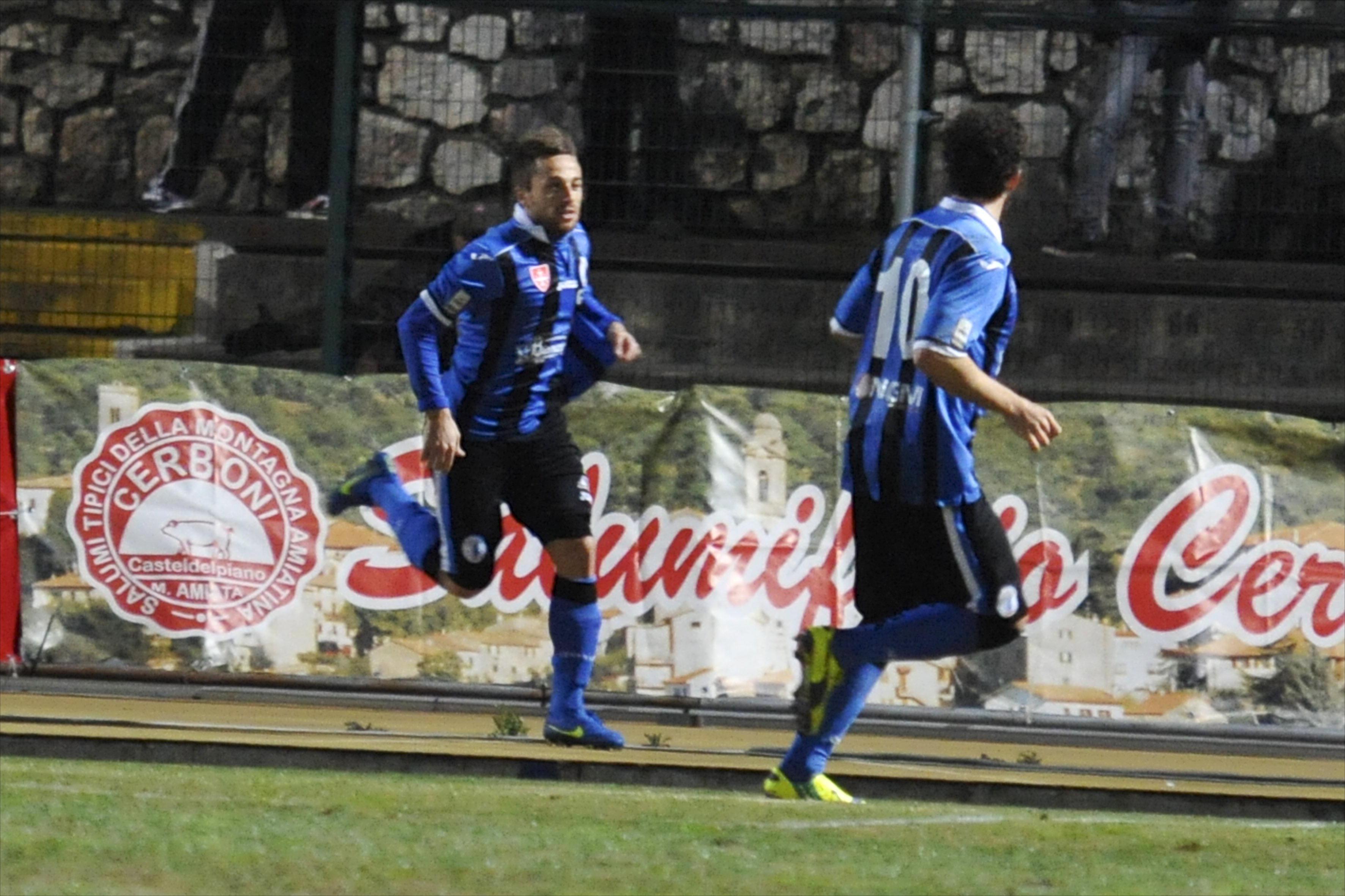 Floriano e Arrighini dopo un gol