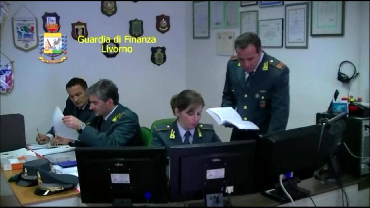Non versano l'Iva, case sequestrate dalla Finanza a due imprenditori livornesi