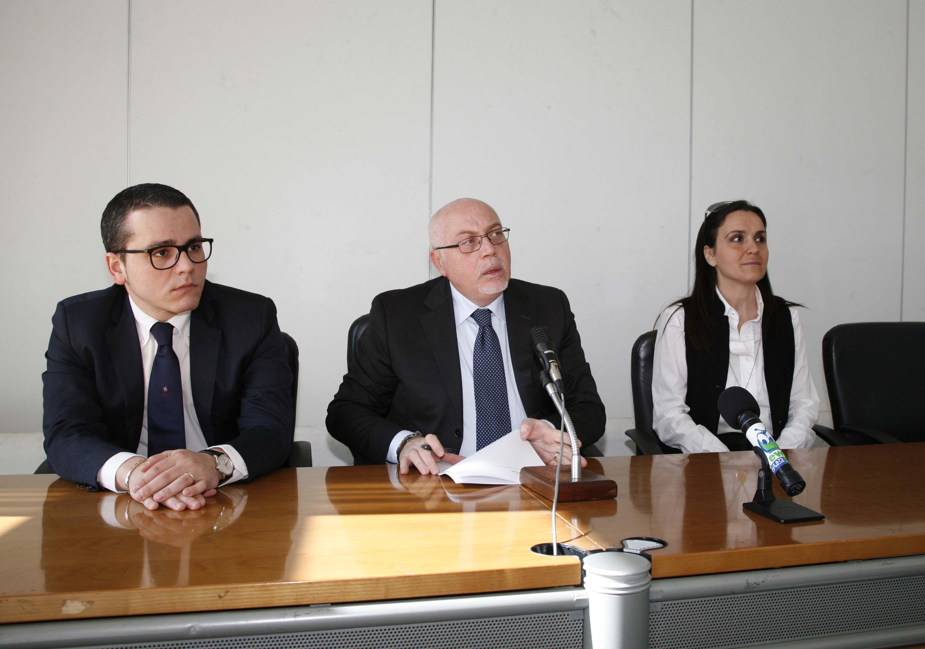 Da sinistra: Eduardo Falzone, Valerio Massimo Romeo, Arabella Ventura