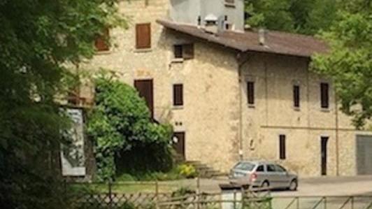 Offerta da 312 mila euro per il Mulino del Tasso
