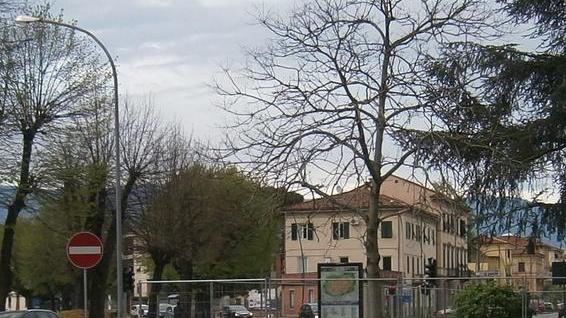 È cambiato il traffico davanti a Porta Elisa