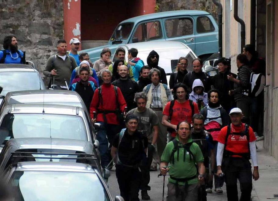 Dal mare al Sagro in trecento vincono la sfida con se stessi 