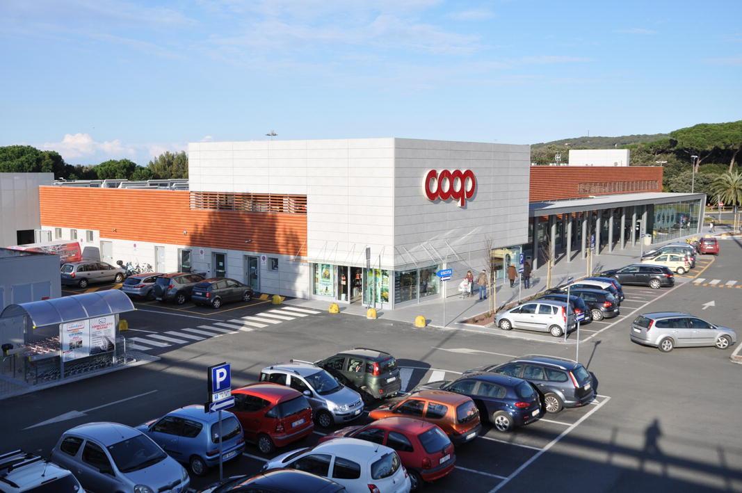 Il supermercato Coop di Rosignano