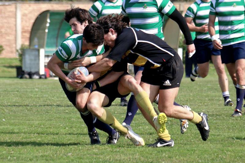 Un'azione offensiva del Livorno Rugby