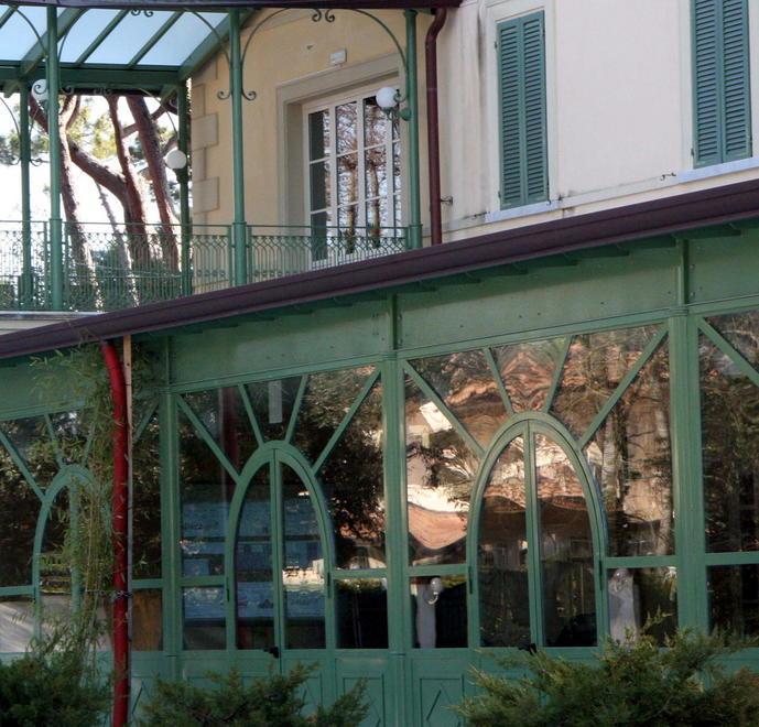 Anche l’antologica di “Aspirina” nella sale di Villa Bertelli