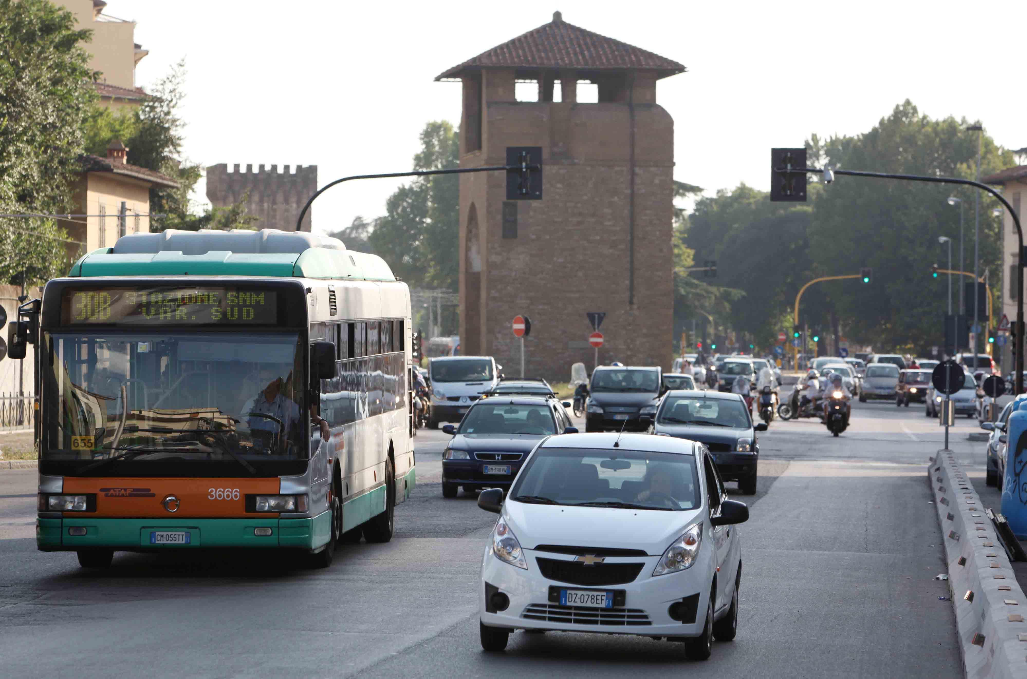 Ancora un episodio movimentato sui bus fiorentini