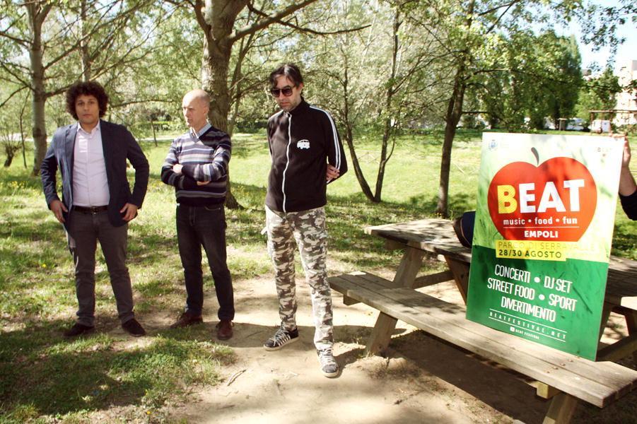 Gli organizzatori del festival con l'assessore Barsottini (foto agenzia Carlo Sestini(