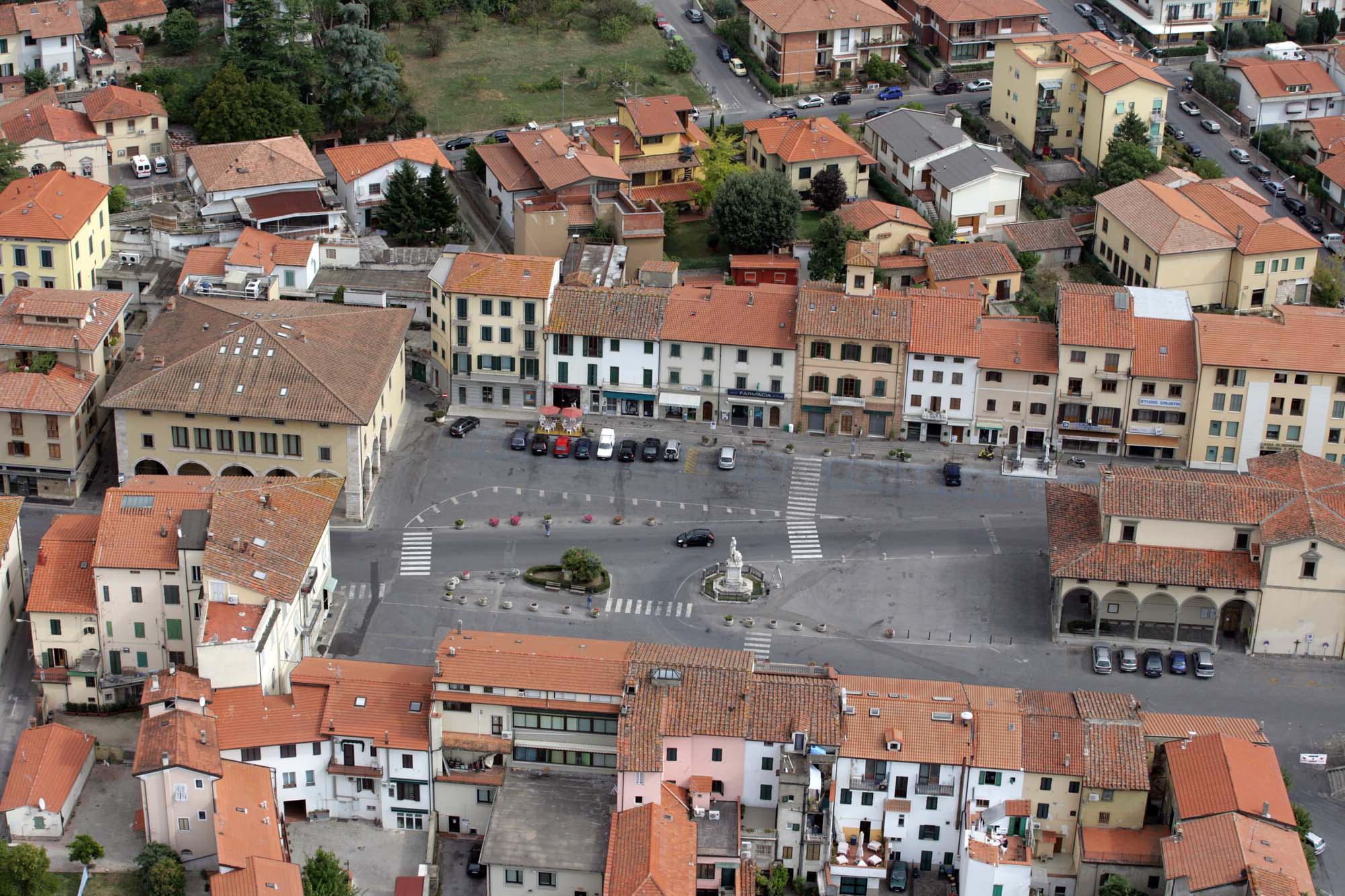 “Nascerà una Ztl in centro”, ma è tutto falso 