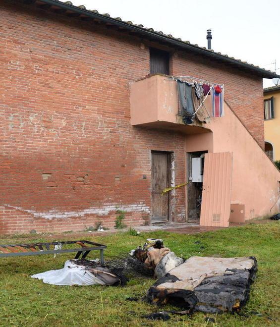 Casa di accoglienza in fiamme Il motivo resta un mistero