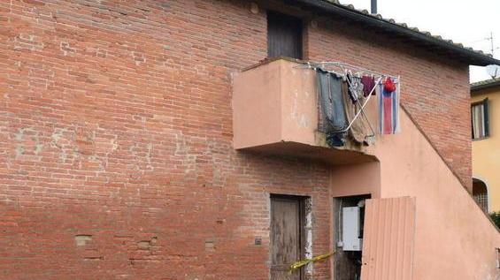 Casa di accoglienza in fiamme Il motivo resta un mistero