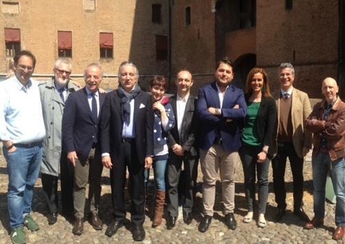 Tessile abbigliamento, realtà a confronto