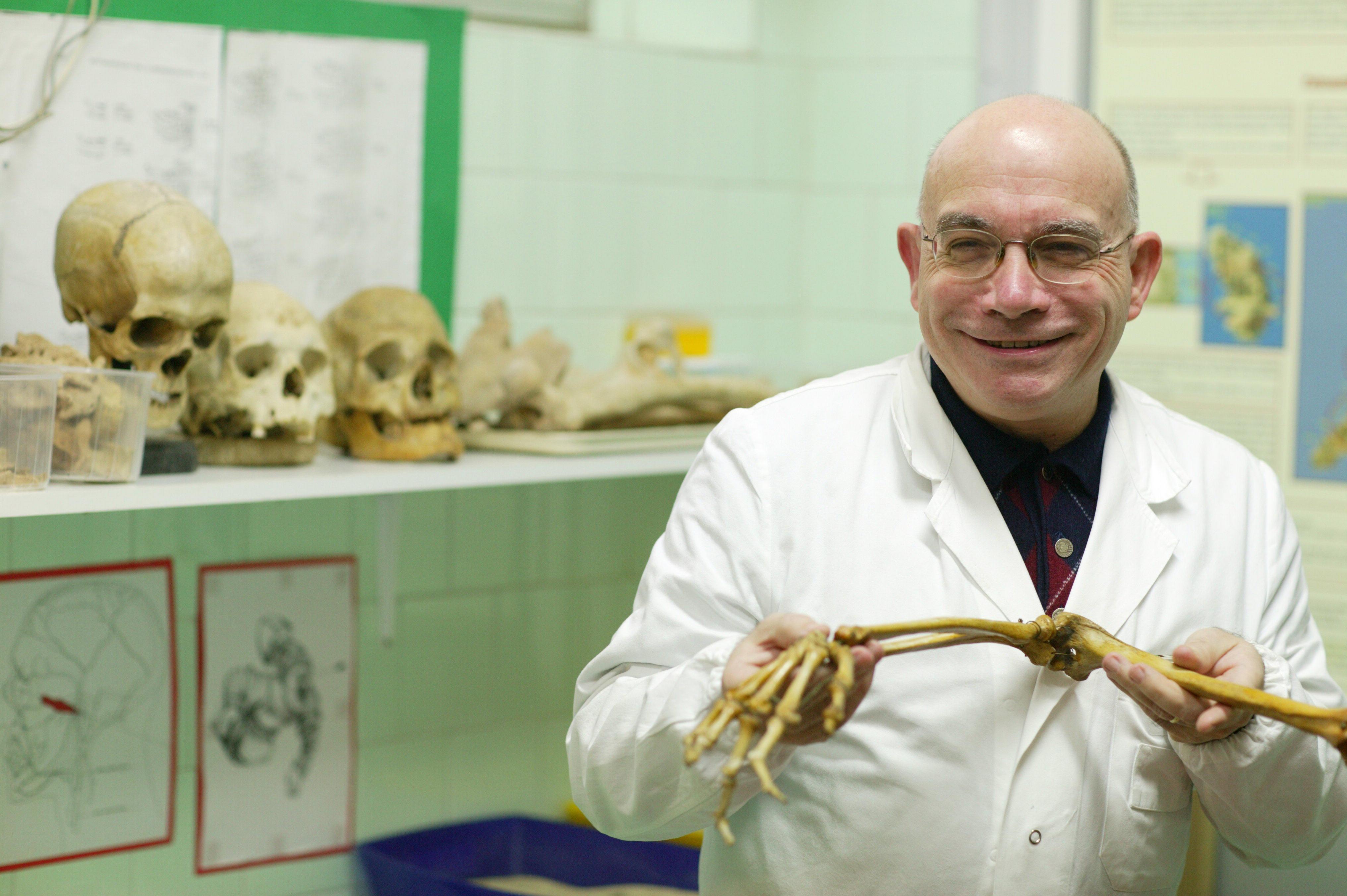 Il professor Gino Fornaciari