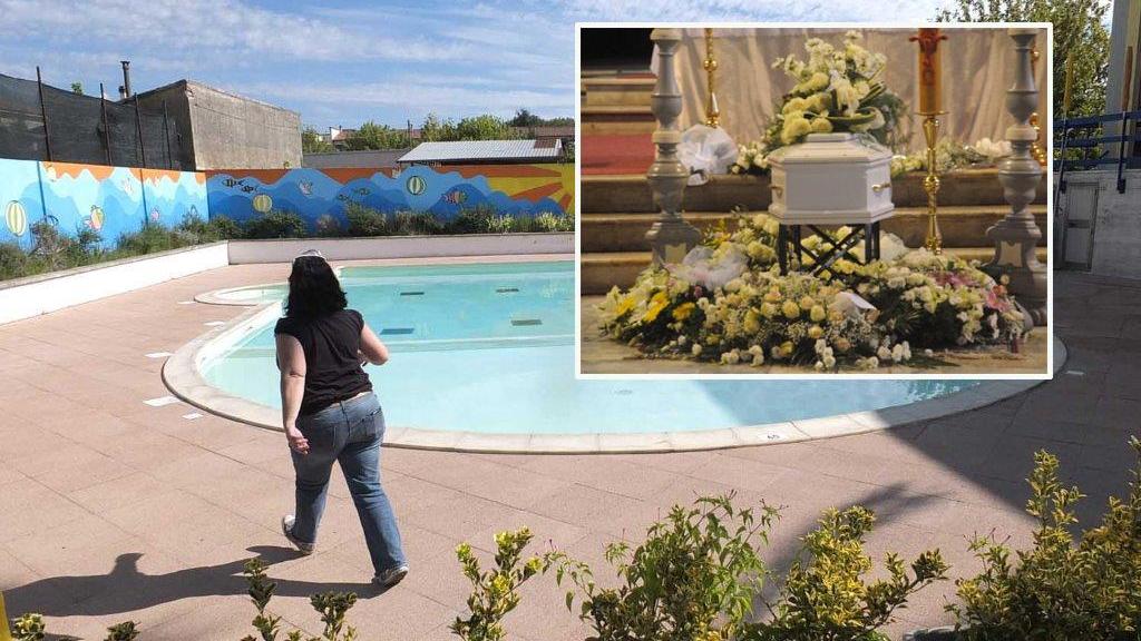La piscina in cui avvenne la tragedia e il feretro della bimba morta annegata