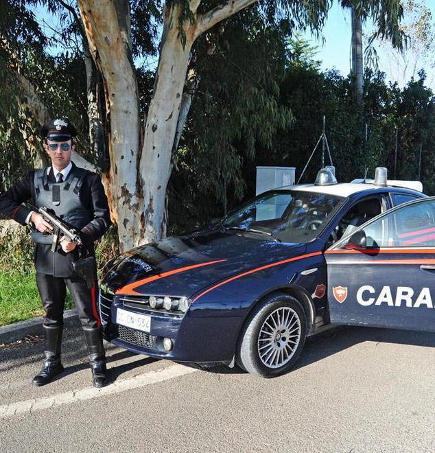 Pistola in pugno, rapina il supermercato 