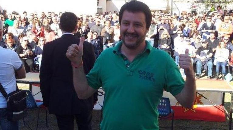 A Follonica anche qualche fischio