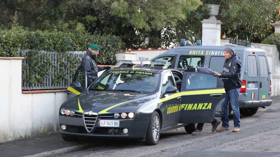 Frode commerciale e fatture false nei guai autotrasportatore aullese
