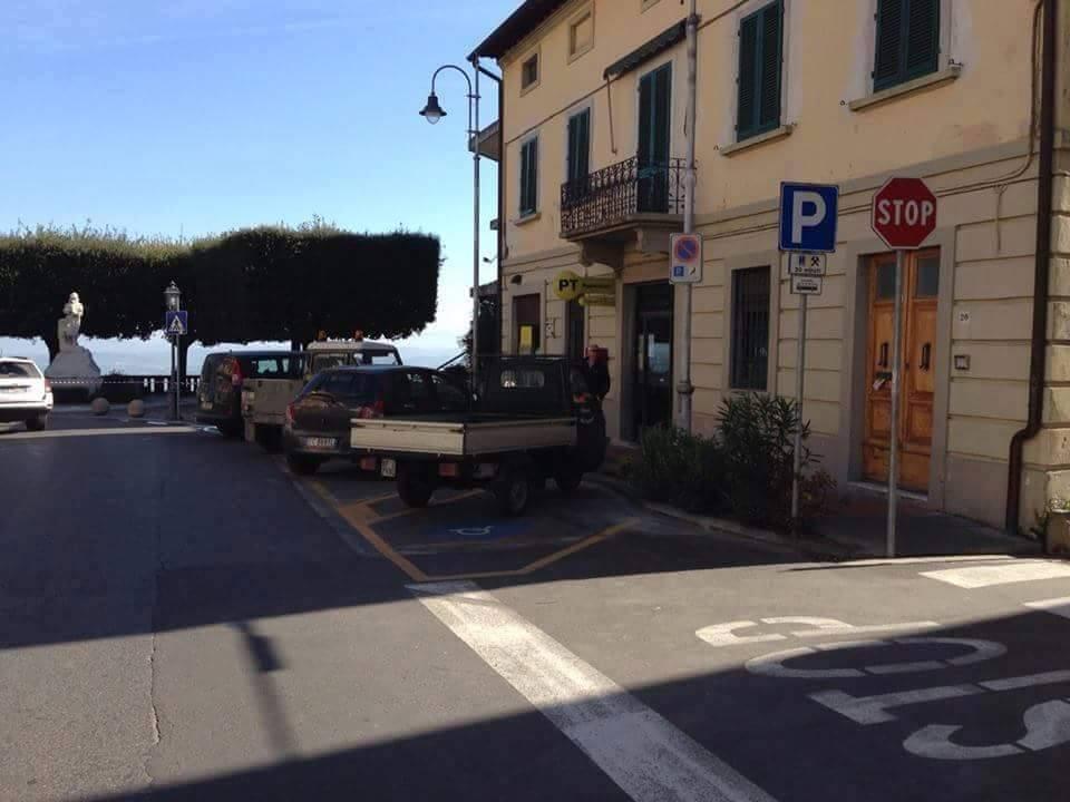 L'immagine "incriminata" finita su Facebook