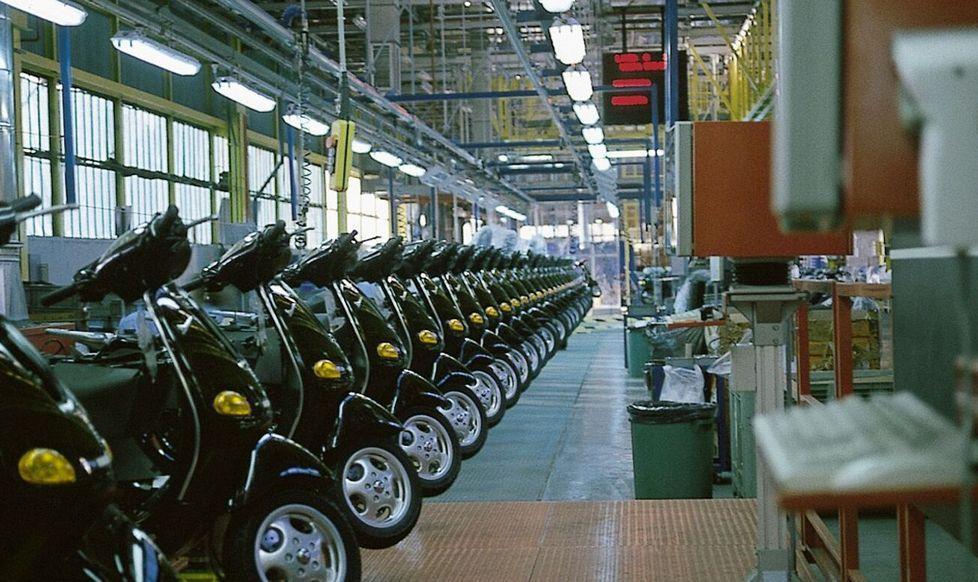 Piaggio, mezz’ora di sciopero per i carichi
