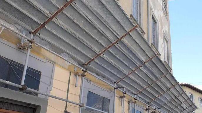Costa 1,6 milioni sistemare l’intera facciata