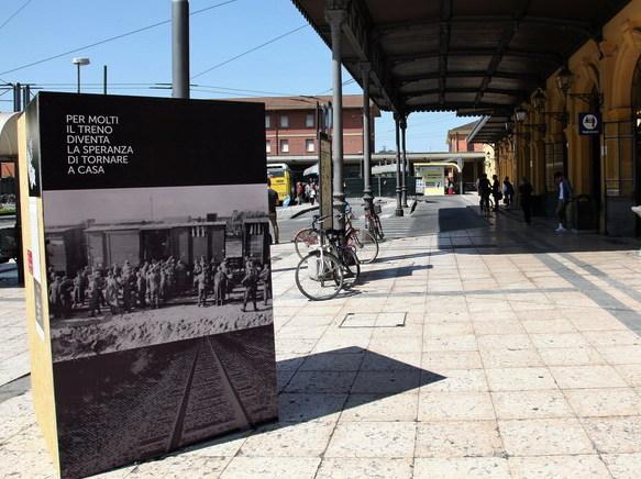 Se la memoria torna nelle piazze 