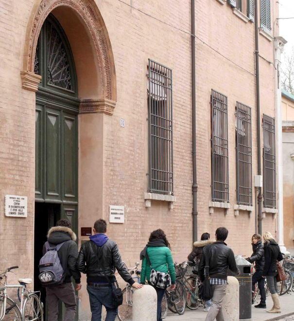 Calunnie al docente di giurisprudenza 