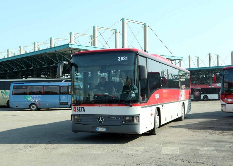 Sugli autobus di Seta o sudi o resti a piedi 