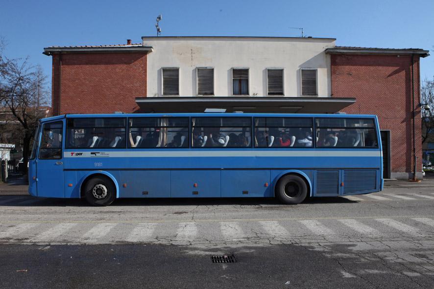 Un autobus di linea a Cento