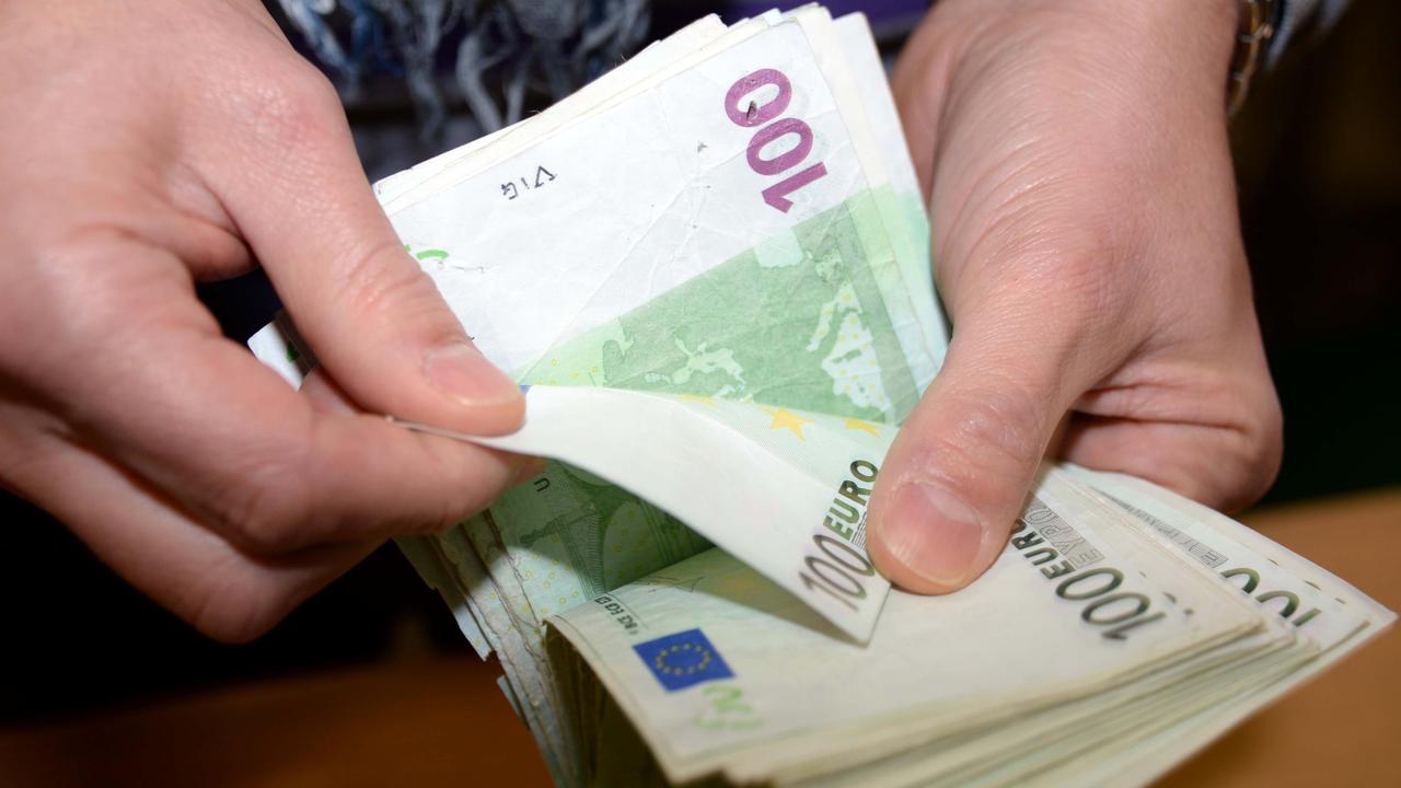 L’ammanco contestato all’ex promotore viene stimato in 700.000 euro