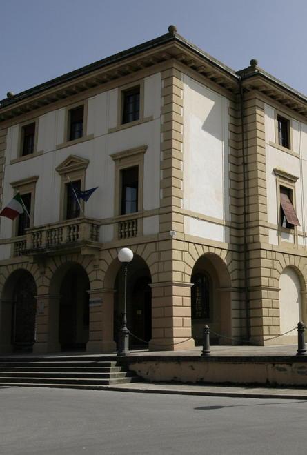 Bando di gara per affidare la pulizia dei locali comunali 