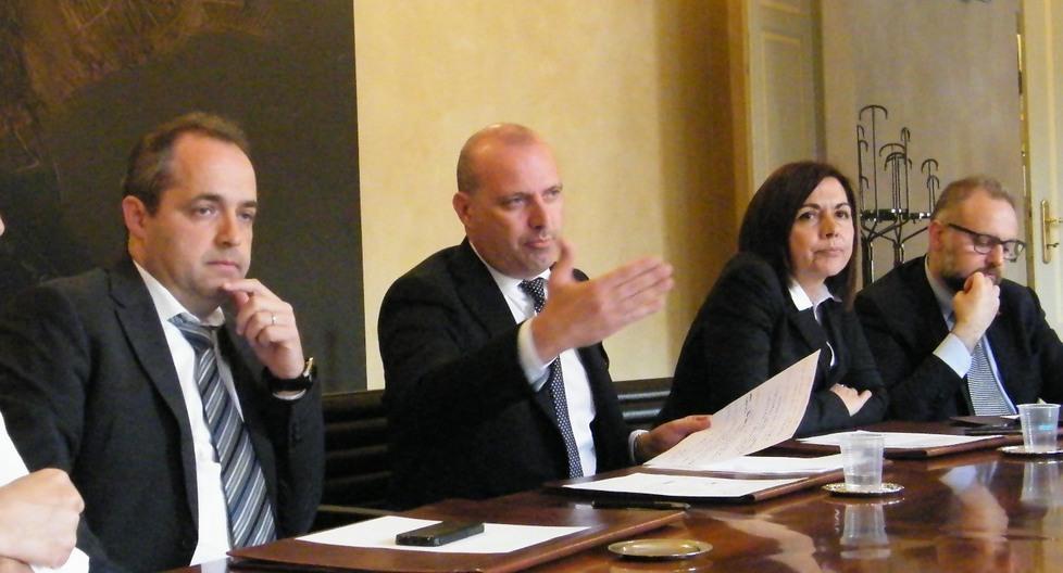 Bonaccini e la Provincia «Nessuno perde il posto» 