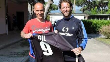 Gil e Arzelà, abbraccio tra campioni